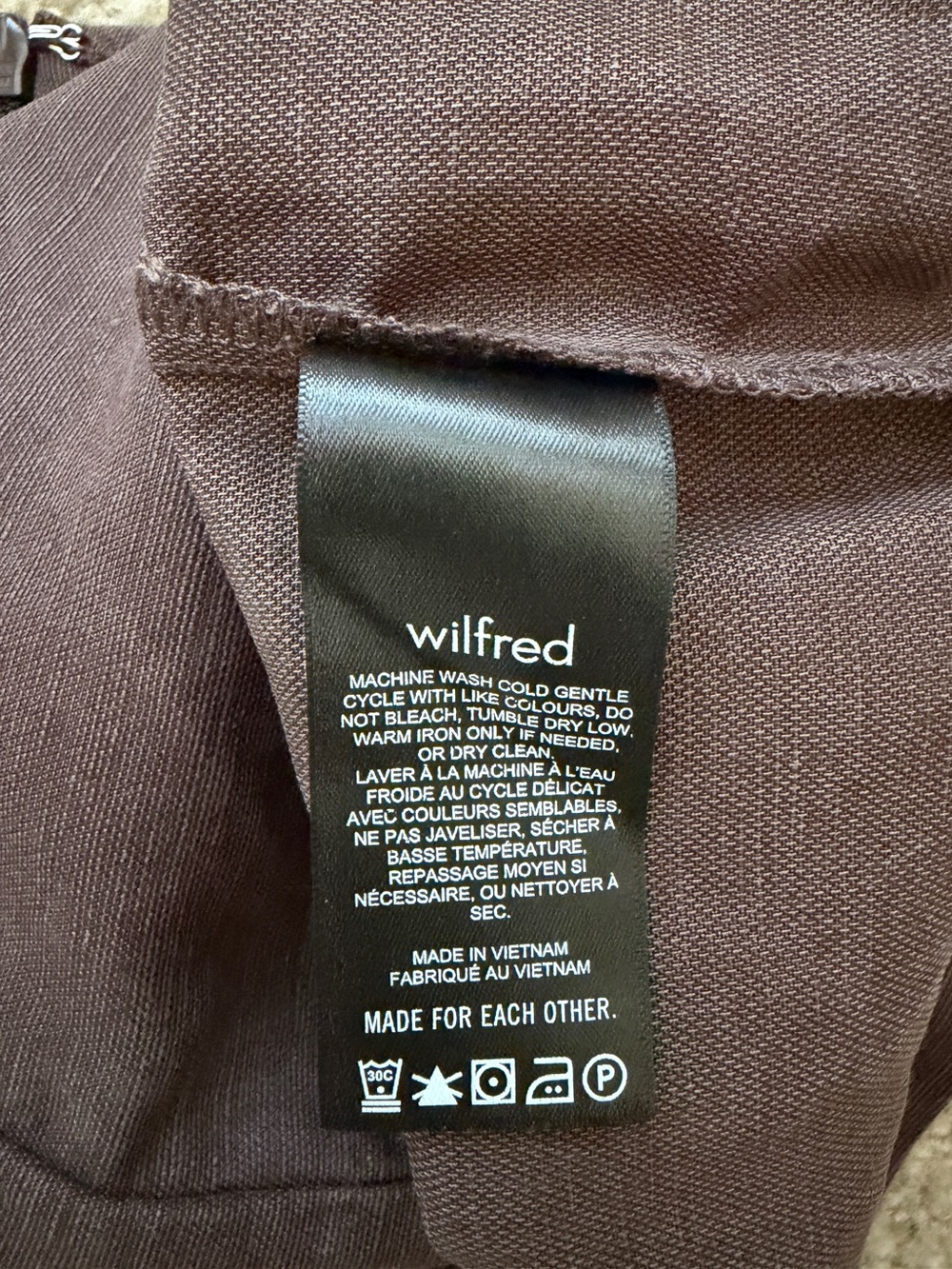 Aritzia PATIO LINEN TECEL MINI
SKIRT Size 2 - Picture 7 of 16